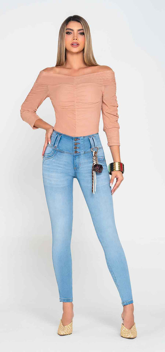 Ref. 700-1825 Jeans bota tubo. Pretina alta control abdomen. Tono azul claro