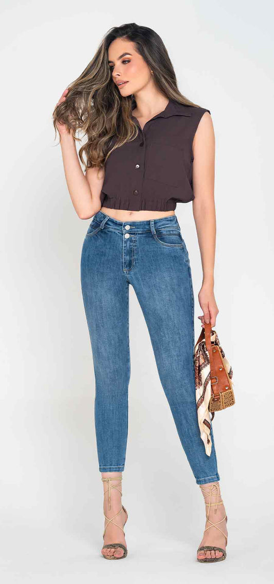 Ref. 700-1828 Jeans bota skinny. tiro alto 1 botón. Tono medio claro