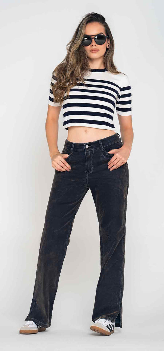 Ref. 700-1835 Jeans palazzo semirigido. Tiro alto 1 botón. denim gamuzado con desgastes