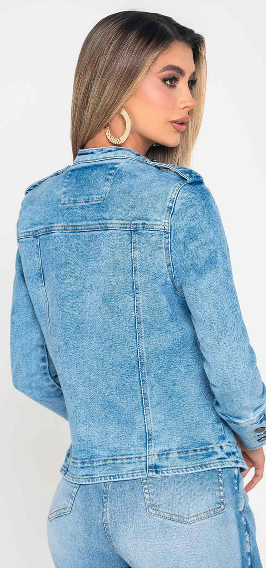 Ref. 700- 1843 Chaqueta denim manga larga amplia. Tono azul claro